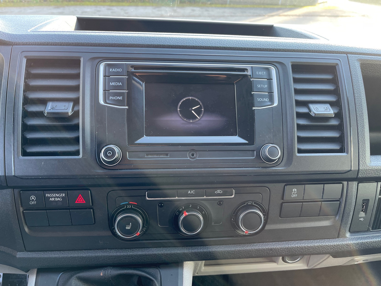 Kravas mikroautobuss VOLKSWAGEN T6 Transporter Klima/PDC/AHK/Standheizung: foto 13