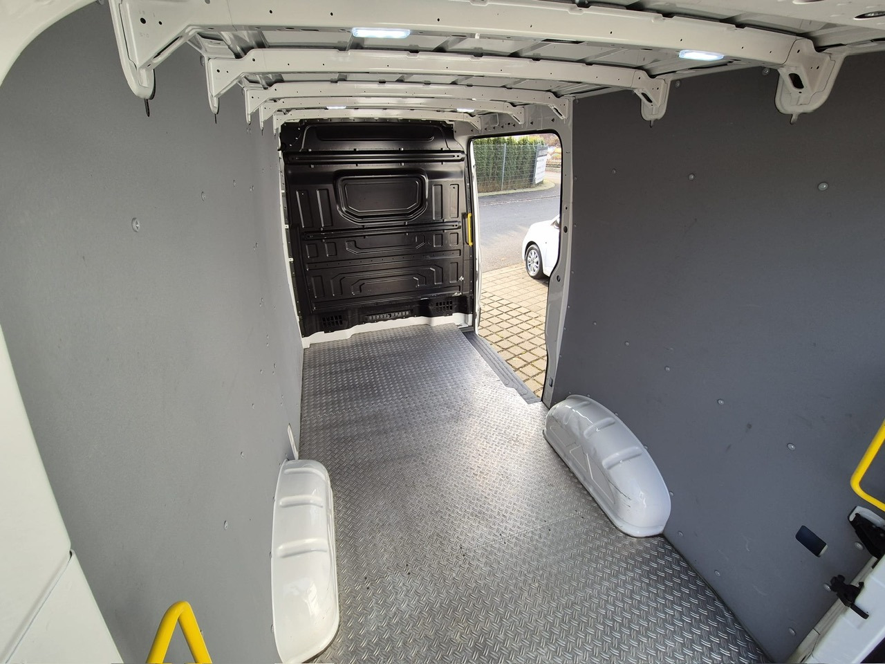 Kravas mikroautobuss Volkswagen rafter Kasten 30 mittellang Hochdach /Klima/PDC: foto 10