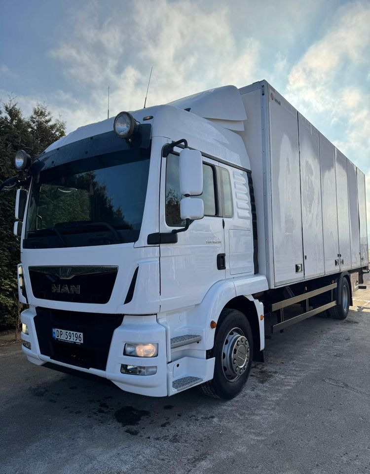 MAN MAN TGM 18.290/ IZOTERMA / OTWIERANY BOK/ /WINDA / 19 EUROPALET/ NISKI PRZEBIEG /SYPIALKA /ACC/EURO6 - Kravas automašīna refrižerators: foto 1 MAN MAN TGM 18.290/ IZOTERMA / OTWIERANY BOK/ /WINDA / 19 EUROPALET/ NISKI PRZEBIEG /SYPIALKA /ACC/EURO6 - Kravas automašīna refrižerators: foto 1