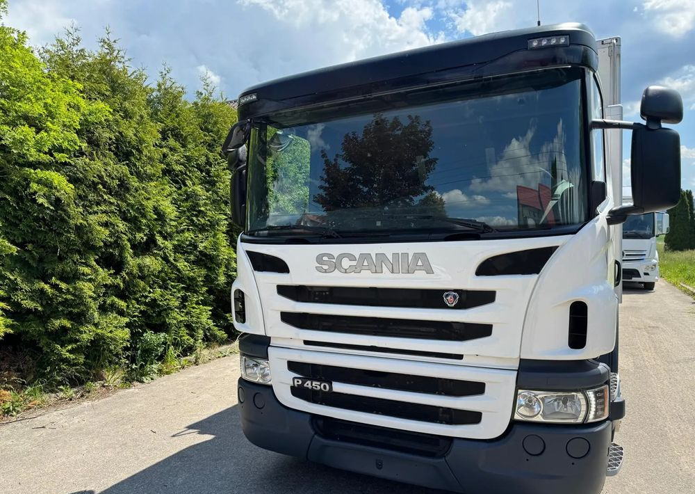 Scania Scania P 450 / CHŁODNIA + WINDA / 23 PALETY / EURO6 / OŚ SKRĘTNA / CARRIER/ ASO - Kravas automašīna refrižerators: foto 2 Scania Scania P 450 / CHŁODNIA + WINDA / 23 PALETY / EURO6 / OŚ SKRĘTNA / CARRIER/ ASO - Kravas automašīna refrižerators: foto 2