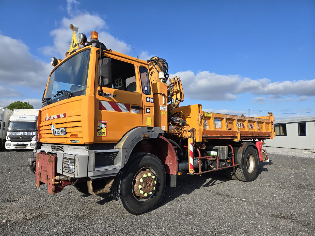 Renault G250 4x4 - Kravas automašīna pašizgāzējs, Kravas auto ar manipulatoru: foto 2 Renault G250 4x4 - Kravas automašīna pašizgāzējs, Kravas auto ar manipulatoru: foto 2