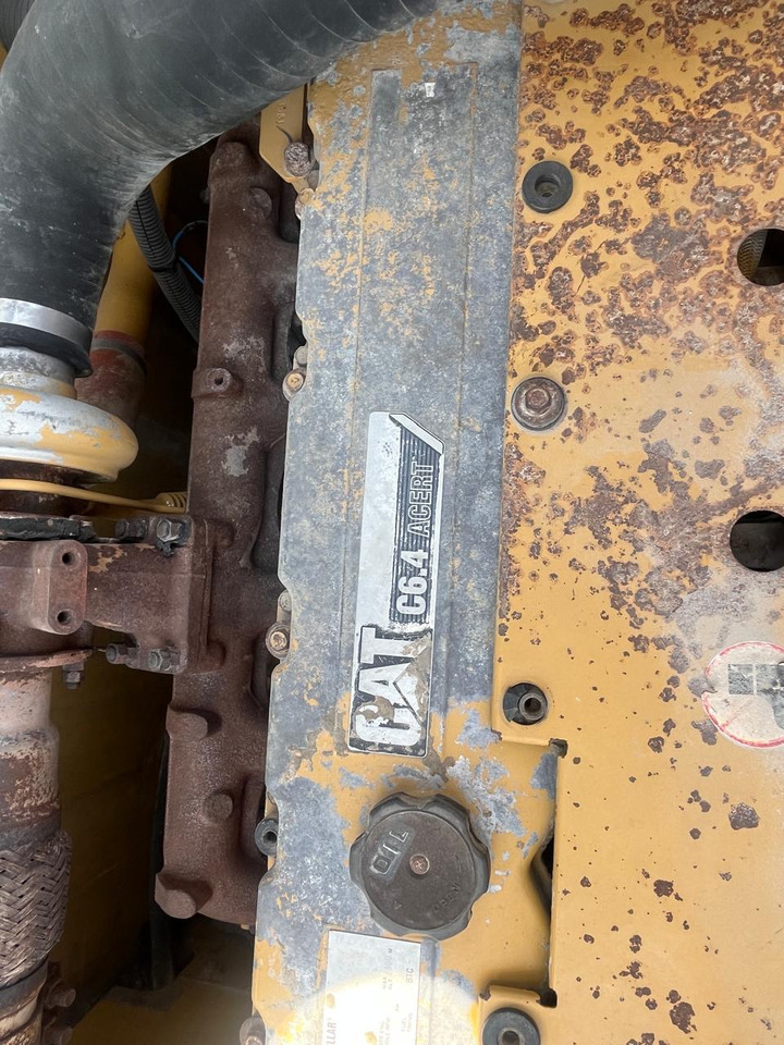 CATERPILLAR 323DL - Kāpurķēžu ekskavators: foto 3 CATERPILLAR 323DL - Kāpurķēžu ekskavators: foto 3