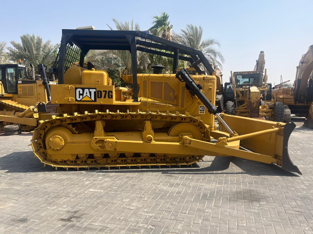 CATERPILLAR D7G - Forvarders: foto 1 CATERPILLAR D7G - Forvarders: foto 1