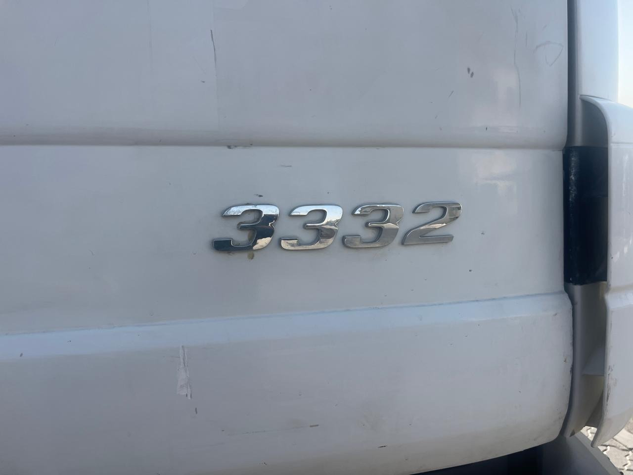 MERCEDES-BENZ 3332 - Vilcējs: foto 3 MERCEDES-BENZ 3332 - Vilcējs: foto 3