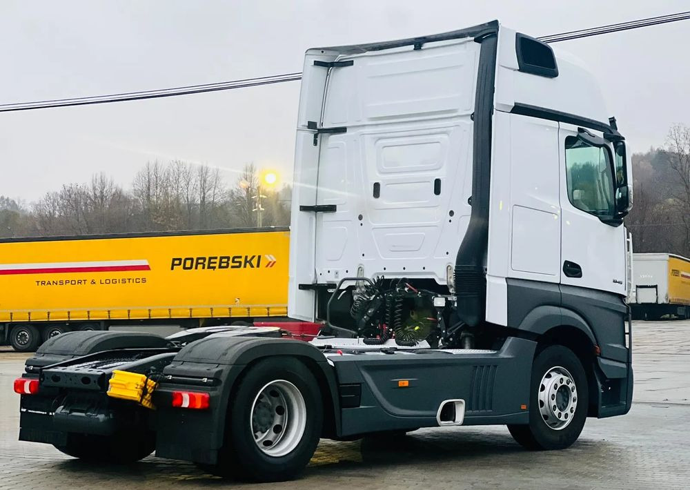 Mercedes-Benz ACTROS 1845 - Vilcējs: foto 5 Mercedes-Benz ACTROS 1845 - Vilcējs: foto 5