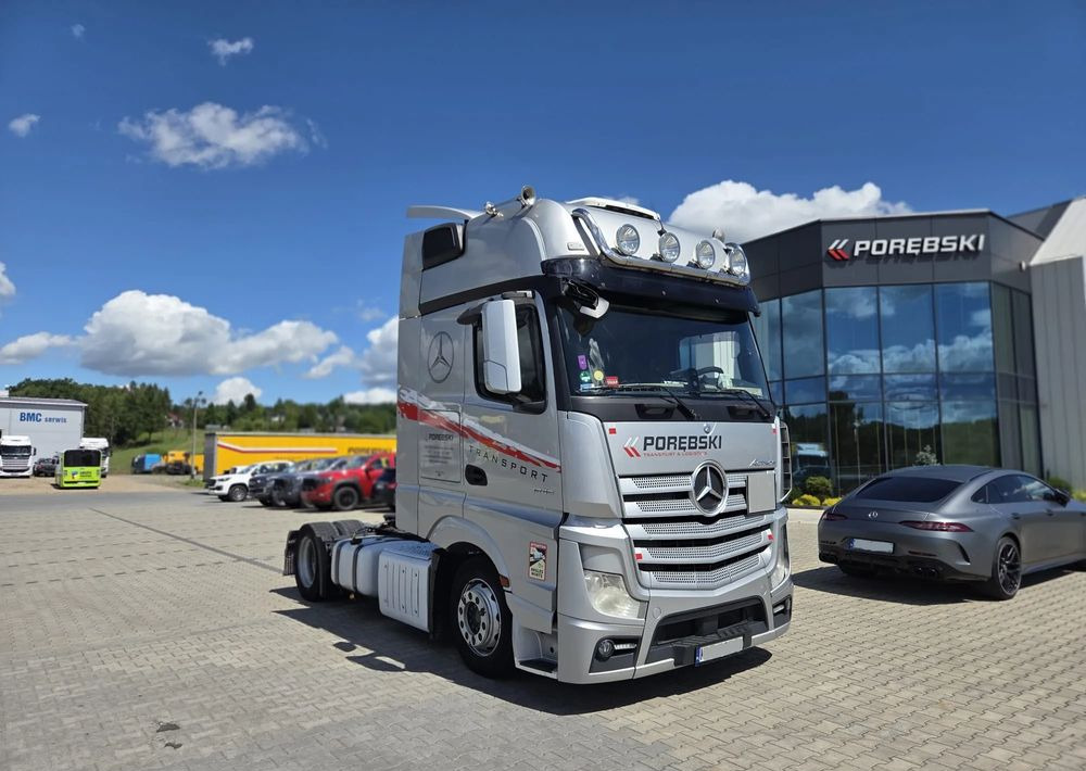 Mercedes-Benz ACTROS 1845 - Vilcējs: foto 1 Mercedes-Benz ACTROS 1845 - Vilcējs: foto 1