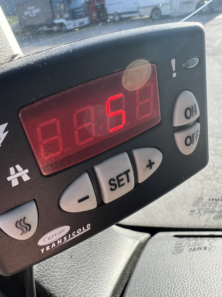 MAN TGL 8.220 4x2 - Kravas automašīna refrižerators: foto 5 MAN TGL 8.220 4x2 - Kravas automašīna refrižerators: foto 5