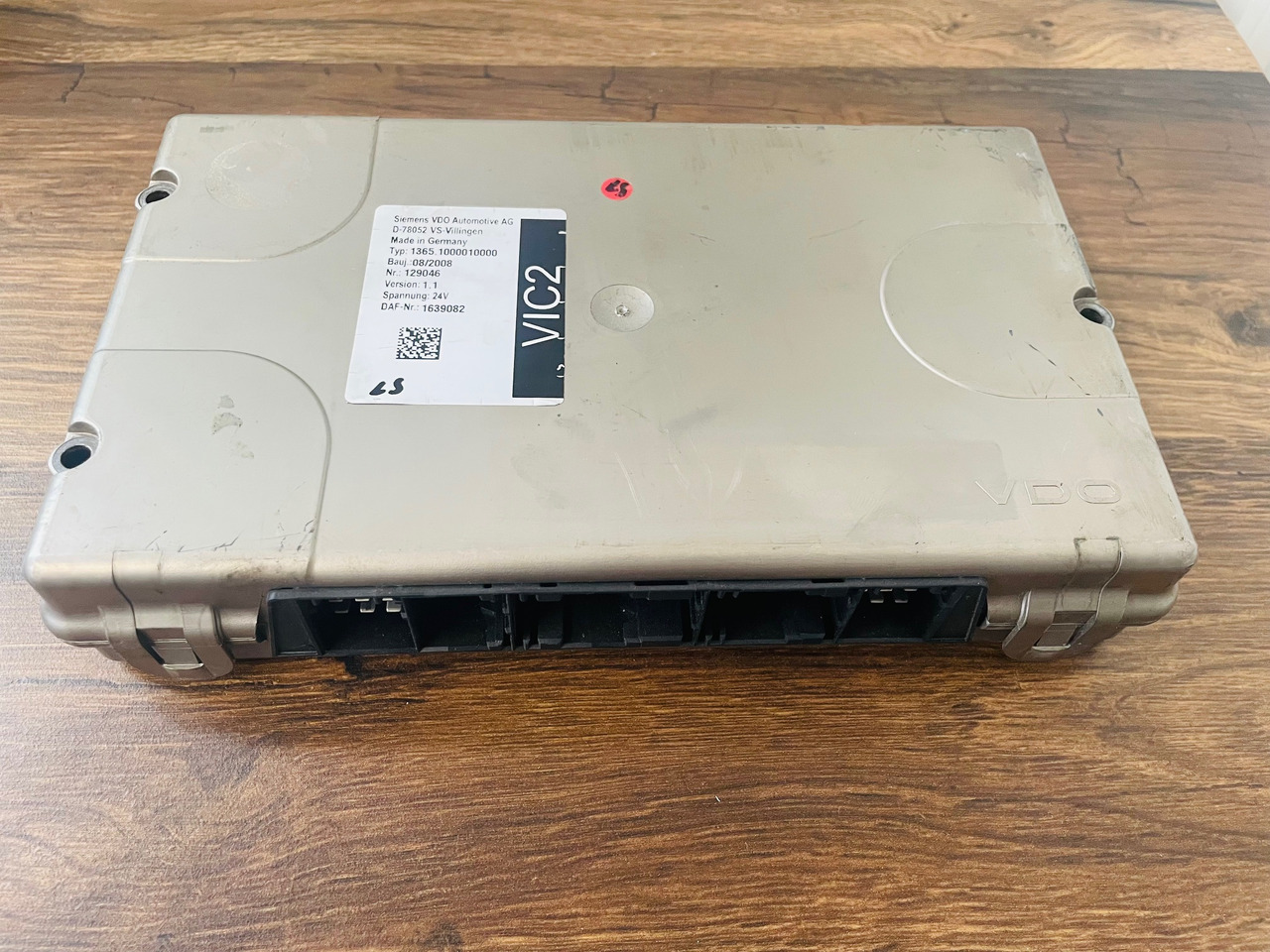 DAF Control Unit VIC2 used - Elektroniskais vadības bloks (ECU) - Kravas automašīna: foto 1 DAF Control Unit VIC2 used - Elektroniskais vadības bloks (ECU) - Kravas automašīna: foto 1