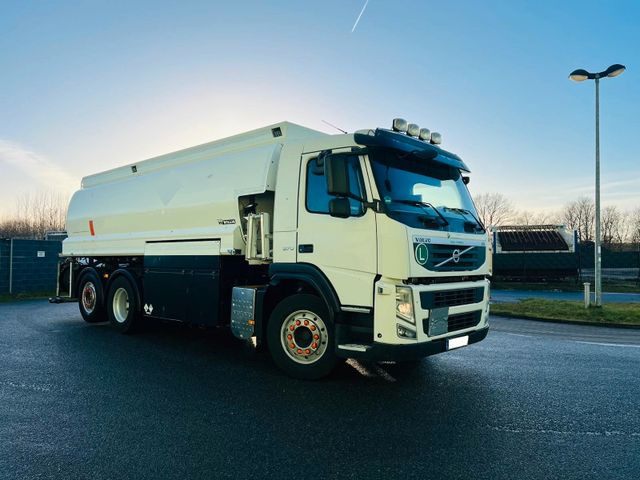 Volvo 370 EEV Tankw./ A 3 Heizöl/Diesel /KIENE 420/450 - Autocisterna: foto 1 Volvo 370 EEV Tankw./ A 3 Heizöl/Diesel /KIENE 420/450 - Autocisterna: foto 1