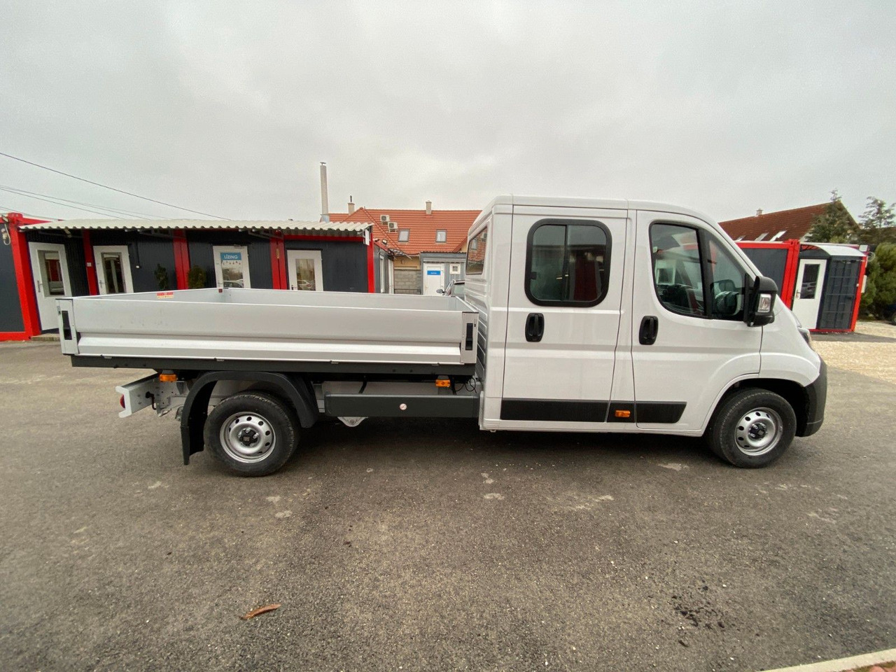 Fiat DUCATO LWB DOKA PRITSCHE - Automašīna ar kravas platformu: foto 3 Fiat DUCATO LWB DOKA PRITSCHE - Automašīna ar kravas platformu: foto 3