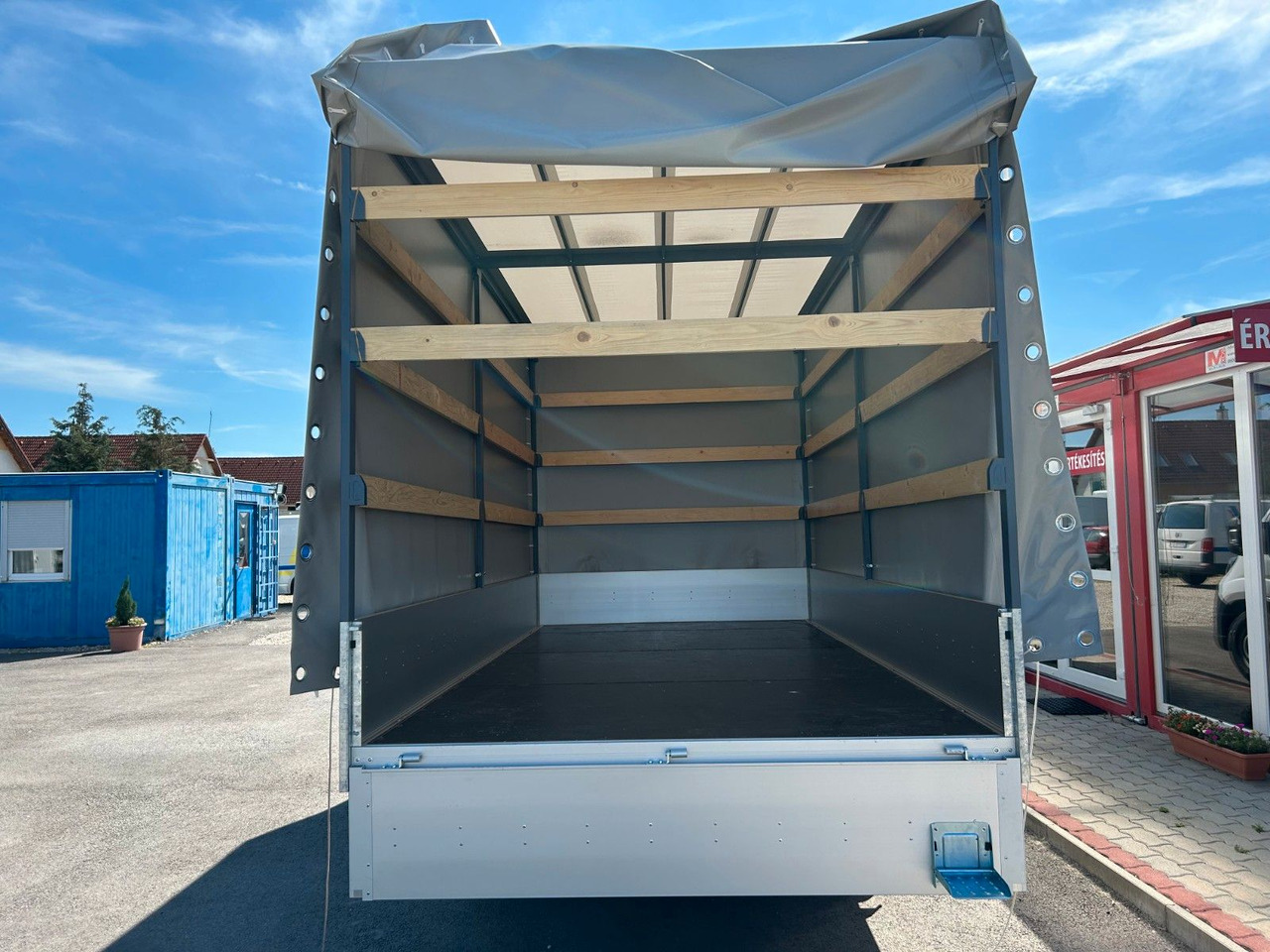 Fiat DUCATO XLWB MAXI Pritsche+Plane - Furgons ar tentu: foto 2 Fiat DUCATO XLWB MAXI Pritsche+Plane - Furgons ar tentu: foto 2