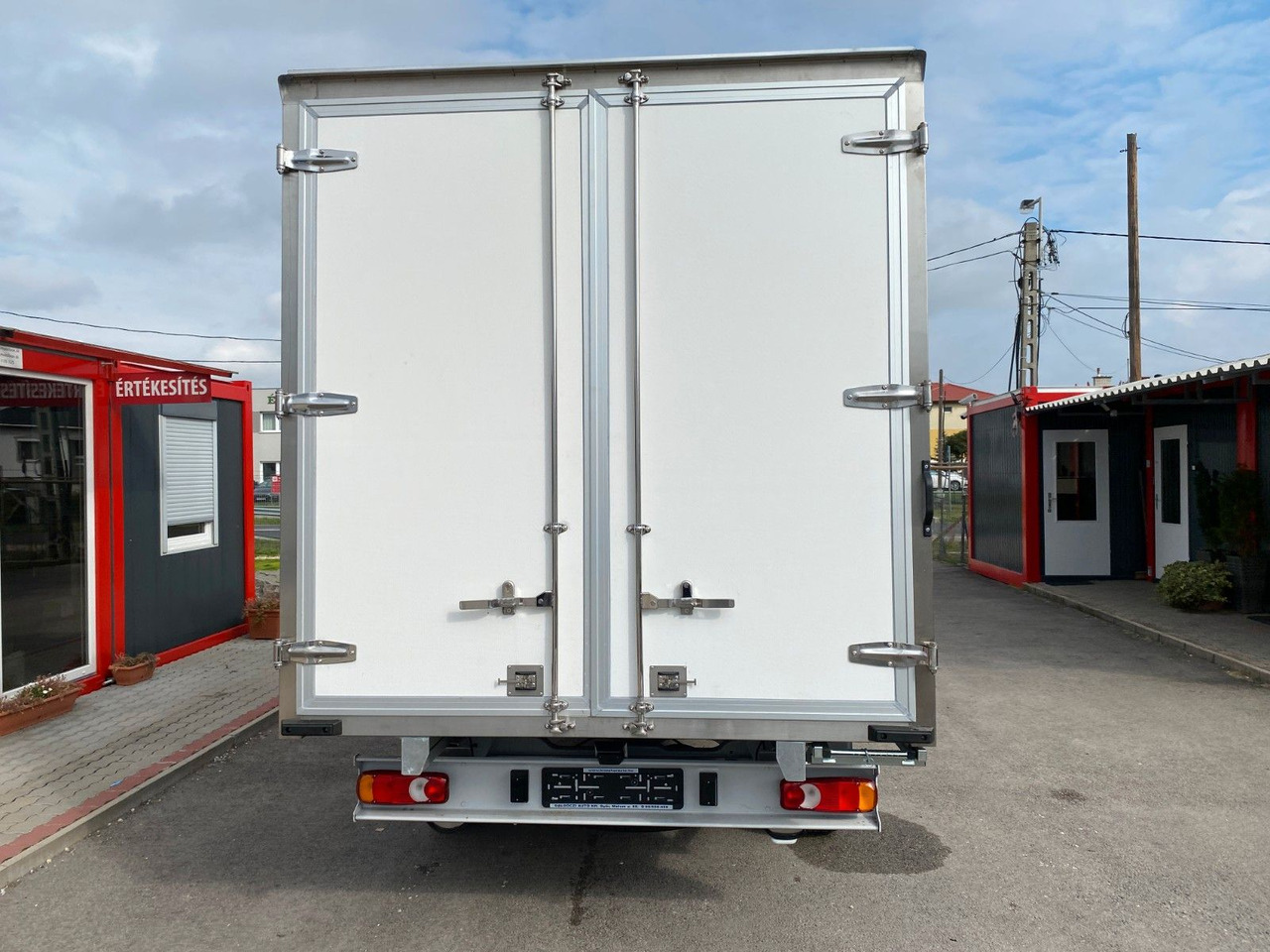 Fiat Ducato KOFFER - Furgons ar slēgtā virsbūve: foto 5 Fiat Ducato KOFFER - Furgons ar slēgtā virsbūve: foto 5
