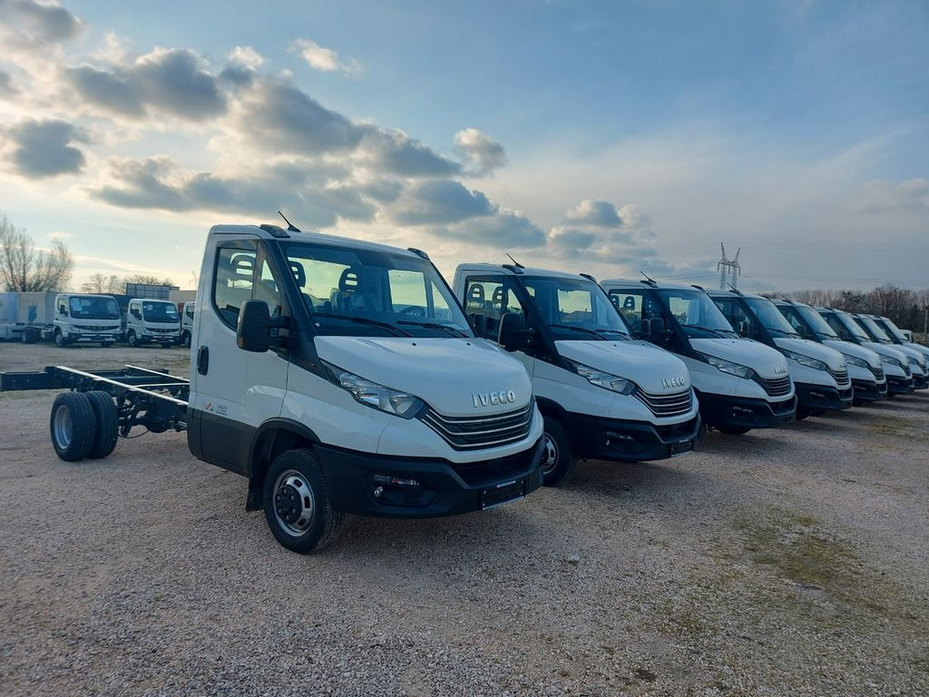 Iveco Daily 35C16 Fahrgestell Wählbar Aufbau Euro6E Iveco Daily 35C16 Fahrgestell Wählbar Aufbau Euro6E - Šasija kravas automašīna, Kravas auto ar manipulatoru: foto 1 Iveco Daily 35C16 Fahrgestell Wählbar Aufbau Euro6E Iveco Daily 35C16 Fahrgestell Wählbar Aufbau Euro6E - Šasija kravas automašīna, Kravas auto ar manipulatoru: foto 1