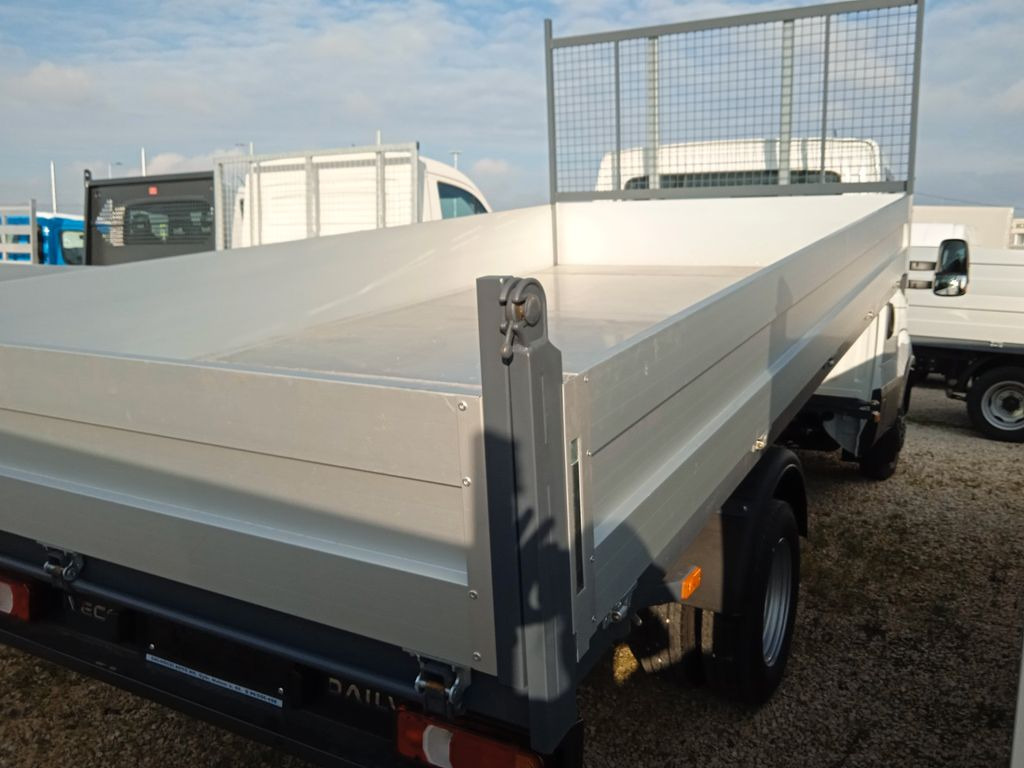 Iveco Daily 35C18H Dreiseitenkipper Iveco Daily 35C18H Dreiseitenkipper - Komercauto pašizgāzējs: foto 2 Iveco Daily 35C18H Dreiseitenkipper Iveco Daily 35C18H Dreiseitenkipper - Komercauto pašizgāzējs: foto 2