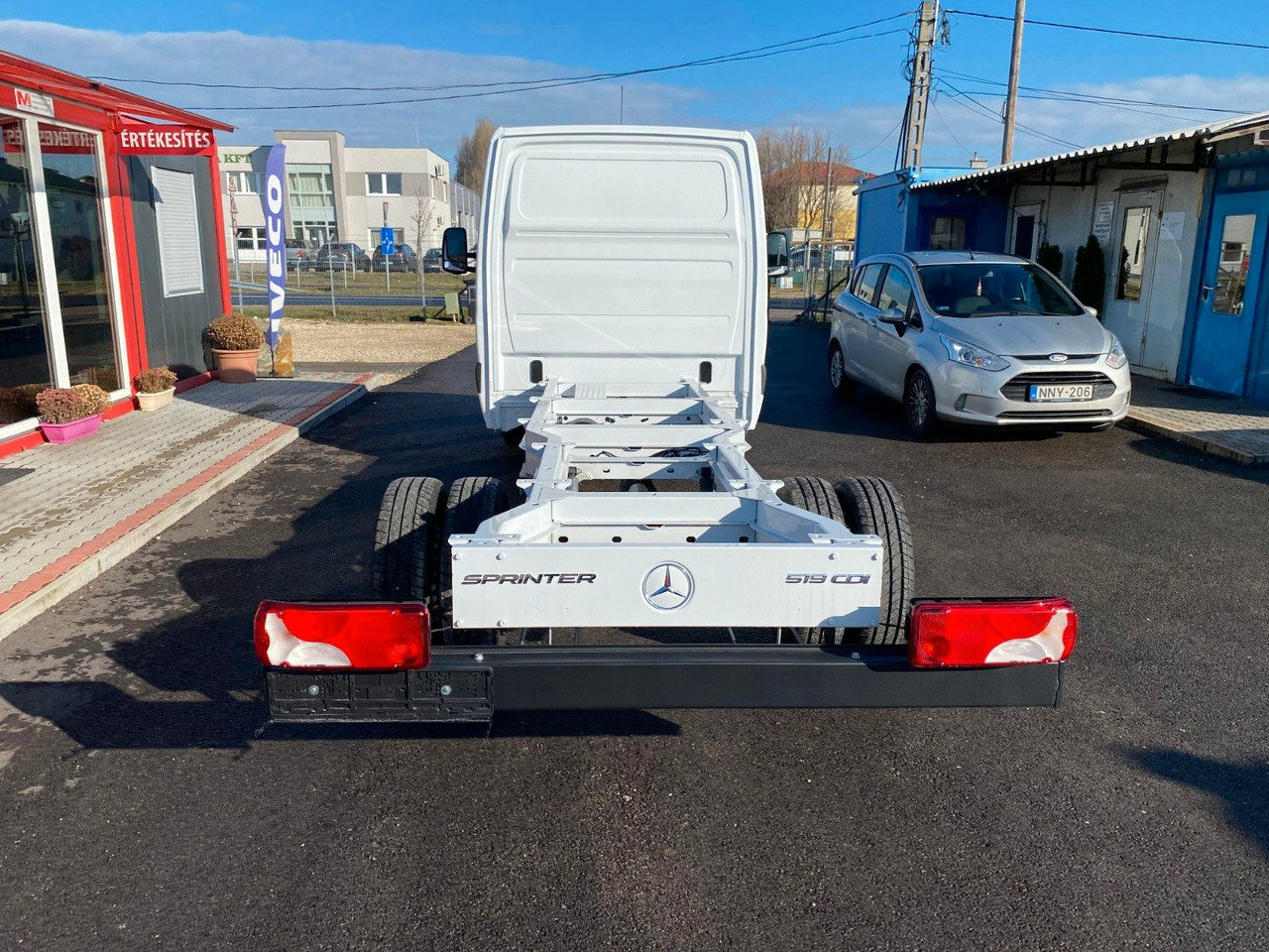 Mercedes-Benz Sprinter 315 KÜHLKOFFER - Komercauto refrižerators: foto 4 Mercedes-Benz Sprinter 315 KÜHLKOFFER - Komercauto refrižerators: foto 4