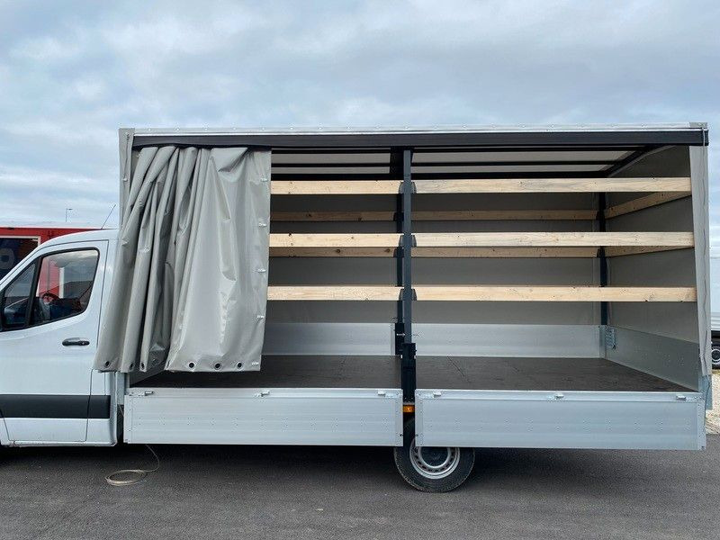 Mercedes-Benz Sprinter 317 PRITSCHE+PLANE - Furgons ar tentu: foto 4 Mercedes-Benz Sprinter 317 PRITSCHE+PLANE - Furgons ar tentu: foto 4