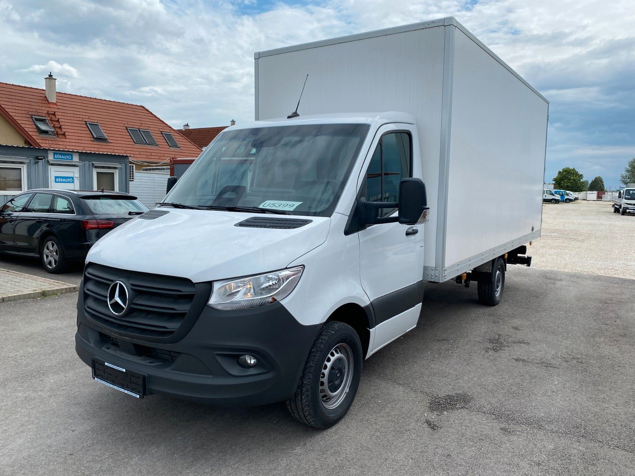 Mercedes-Benz Sprinter 319 Koffer - Furgons ar slēgtā virsbūve: foto 1 Mercedes-Benz Sprinter 319 Koffer - Furgons ar slēgtā virsbūve: foto 1