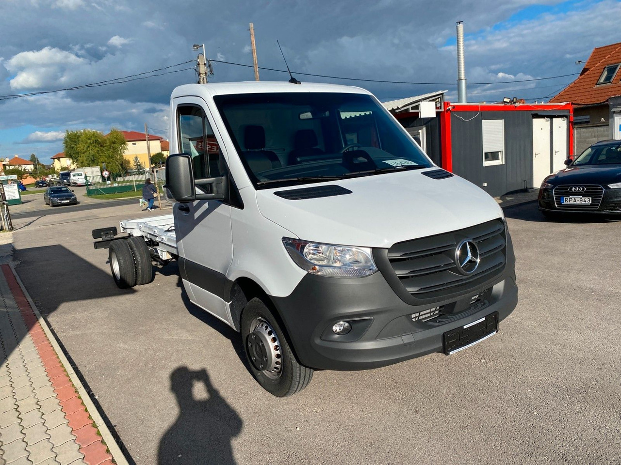 Mercedes-Benz Sprinter 519 Koffer - Furgons ar slēgtā virsbūve: foto 2 Mercedes-Benz Sprinter 519 Koffer - Furgons ar slēgtā virsbūve: foto 2