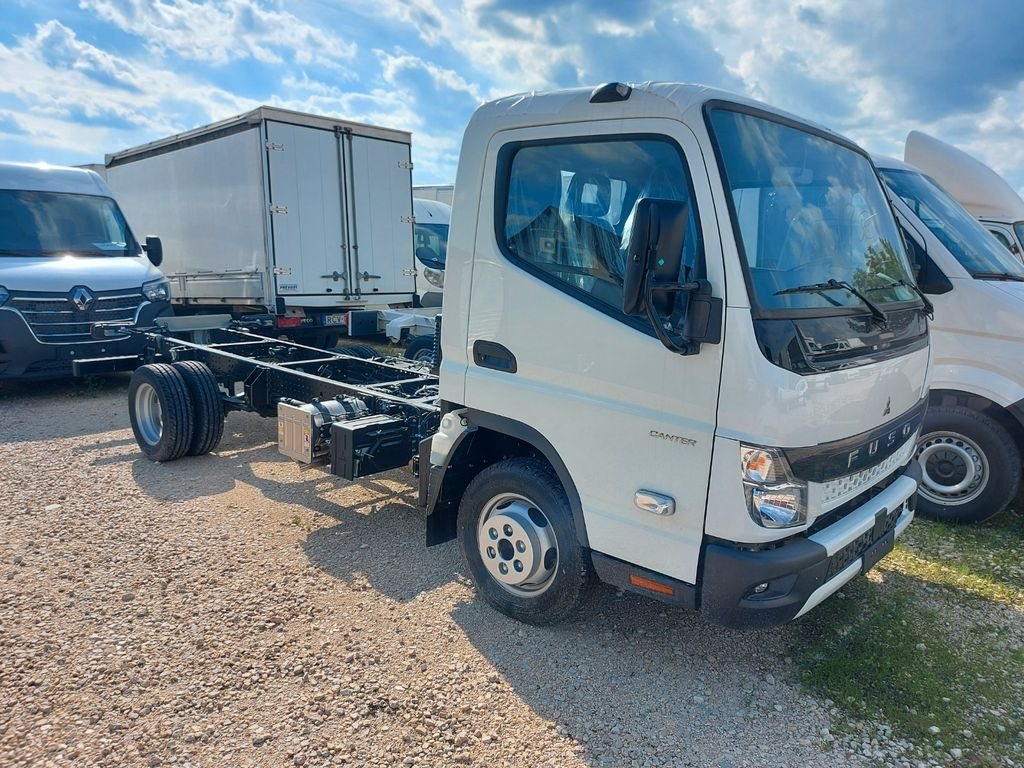 Mitsubishi Canter Fuso Fahrgestell mit wählbar Aufbau Mitsubishi Canter Fuso Fahrgestell mit wählbar Aufbau - Šasija kravas automašīna: foto 2 Mitsubishi Canter Fuso Fahrgestell mit wählbar Aufbau Mitsubishi Canter Fuso Fahrgestell mit wählbar Aufbau - Šasija kravas automašīna: foto 2