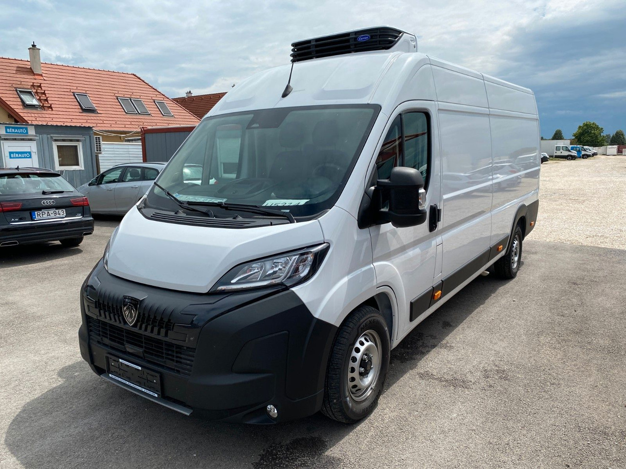 Peugeot Boxer Kasten Hochraum 435 L4H2 BlueHDi 140 Peugeot Boxer Kühlkasten 435 L4H2 BlueHDi 140 - Kravas mikroautobuss: foto 1 Peugeot Boxer Kasten Hochraum 435 L4H2 BlueHDi 140 Peugeot Boxer Kühlkasten 435 L4H2 BlueHDi 140 - Kravas mikroautobuss: foto 1