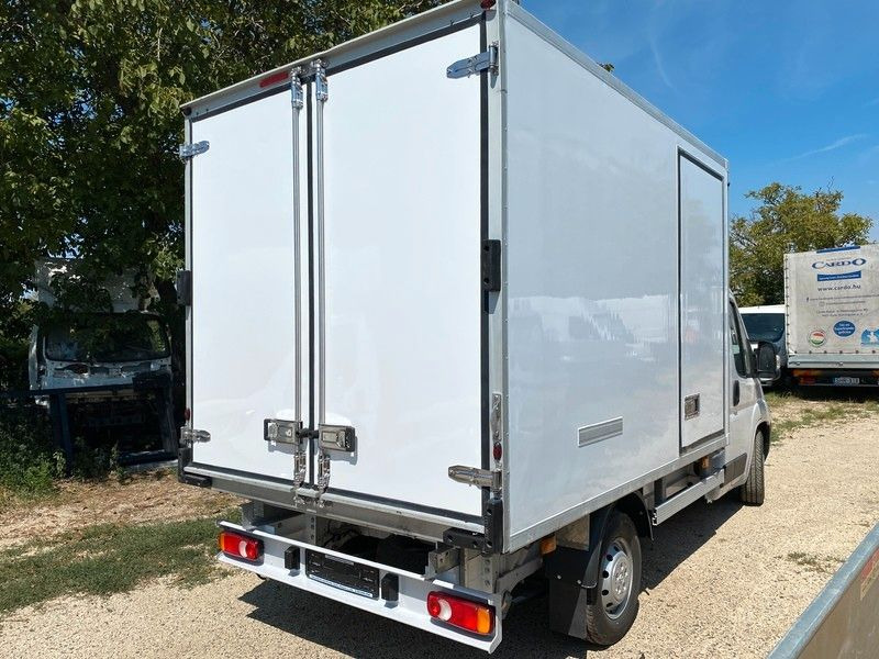 Peugeot Boxer L2 Heavy Kühlkoffer Peugeot Boxer L2 Heavy Kühlkoffer - Komercauto refrižerators: foto 3 Peugeot Boxer L2 Heavy Kühlkoffer Peugeot Boxer L2 Heavy Kühlkoffer - Komercauto refrižerators: foto 3