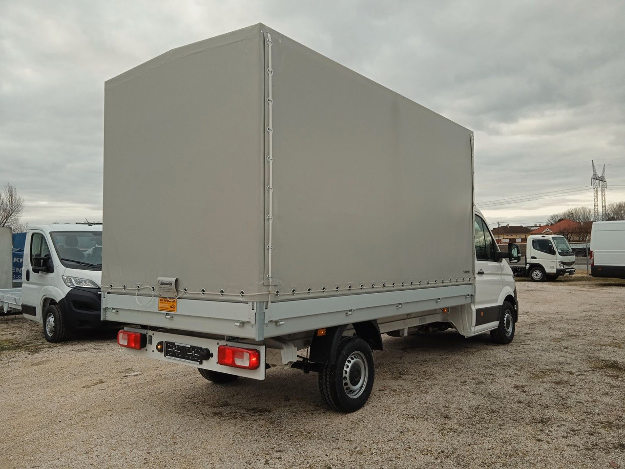 Volkswagen Crafter L4 Pritsche und Plane 140Ps SOFORT - Furgons ar tentu: foto 4 Volkswagen Crafter L4 Pritsche und Plane 140Ps SOFORT - Furgons ar tentu: foto 4