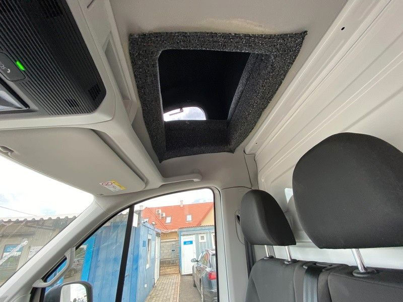 Automašīna ar kravas platformu Volkswagen Crafter Pritsche Pritsche 35 lang FWD: foto 6