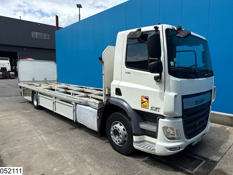DAF CF 330 EURO 6, Retarder, ADR - Bortu kravas automašīna/ Platforma: foto 2 DAF CF 330 EURO 6, Retarder, ADR - Bortu kravas automašīna/ Platforma: foto 2