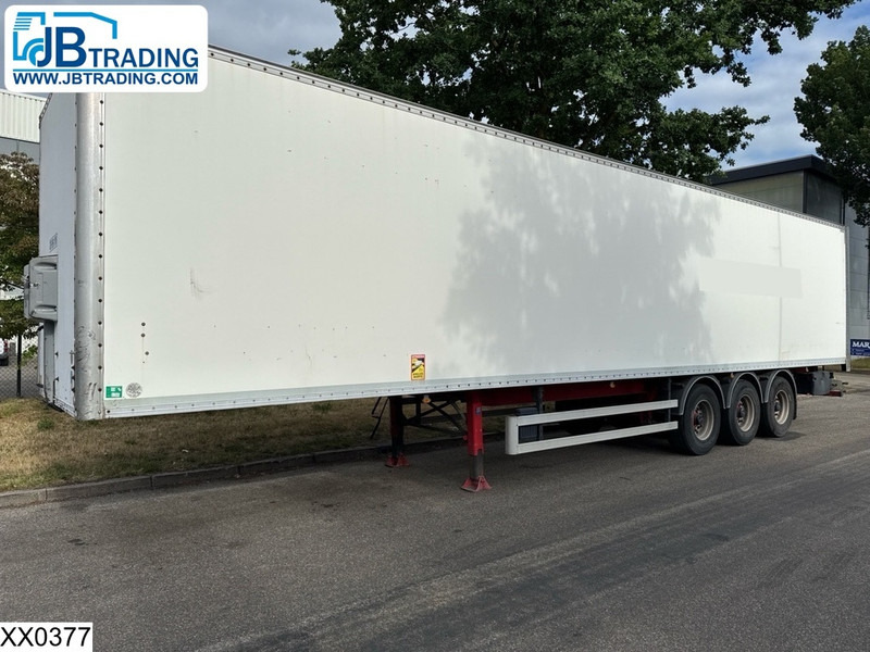Fruehauf gesloten bak - Puspiekabe slēgtā virsbūve: foto 1 Fruehauf gesloten bak - Puspiekabe slēgtā virsbūve: foto 1