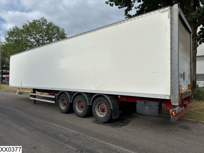 Fruehauf gesloten bak - Puspiekabe slēgtā virsbūve: foto 3 Fruehauf gesloten bak - Puspiekabe slēgtā virsbūve: foto 3
