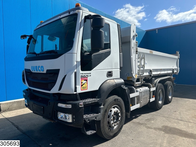 Iveco 260T36 6x4, EURO 6, Steel - Kravas automašīna pašizgāzējs: foto 5 Iveco 260T36 6x4, EURO 6, Steel - Kravas automašīna pašizgāzējs: foto 5