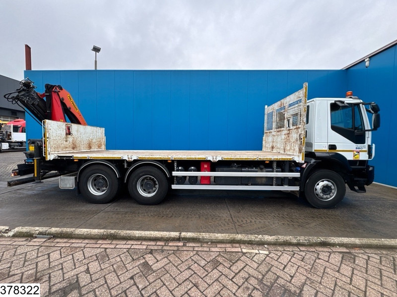 Bortu kravas automašīna/ Platforma, Kravas auto ar manipulatoru Iveco Trakker 360 6x4, EURO 6, Palfinger, Remote, Steel suspenion: foto 13