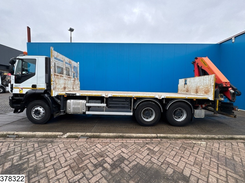 Bortu kravas automašīna/ Platforma, Kravas auto ar manipulatoru Iveco Trakker 360 6x4, EURO 6, Palfinger, Remote, Steel suspenion: foto 12