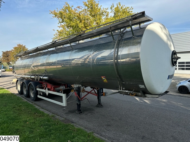Puspiekabe cisterna Magyar Chemie 32550 Liter, 1 Comp: foto 7 Puspiekabe cisterna Magyar Chemie 32550 Liter, 1 Comp: foto 7