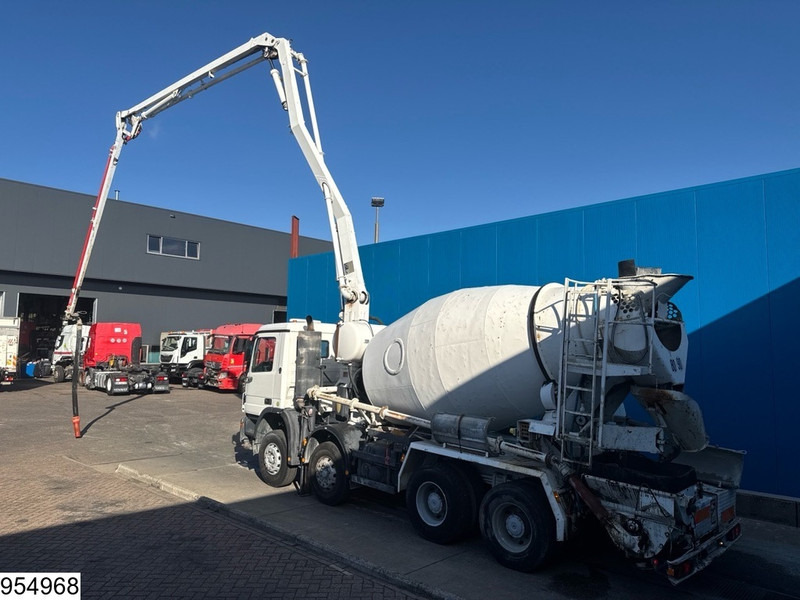 Mercedes-Benz Actros 3236 8x4, EURO 3, SCHWING, Steel suspension - Betona sūknis: foto 4 Mercedes-Benz Actros 3236 8x4, EURO 3, SCHWING, Steel suspension - Betona sūknis: foto 4