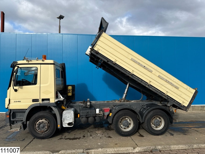 Mercedes-Benz Actros 3346 6x4, EURO 3, Retarder, Telligent 16 - Kravas automašīna pašizgāzējs: foto 3 Mercedes-Benz Actros 3346 6x4, EURO 3, Retarder, Telligent 16 - Kravas automašīna pašizgāzējs: foto 3