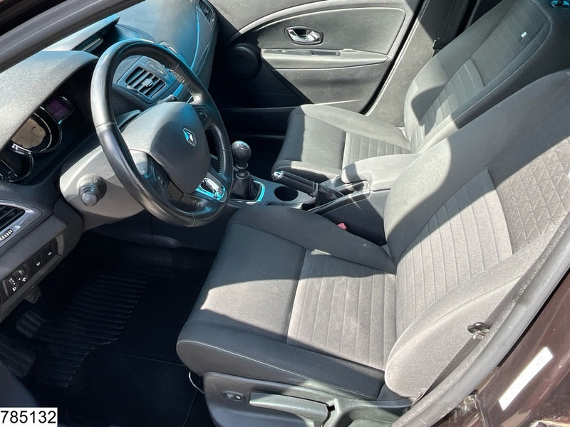 Renault ? Megane 1.5 Price includes VAT - Vieglā automašīna: foto 3 Renault ? Megane 1.5 Price includes VAT - Vieglā automašīna: foto 3