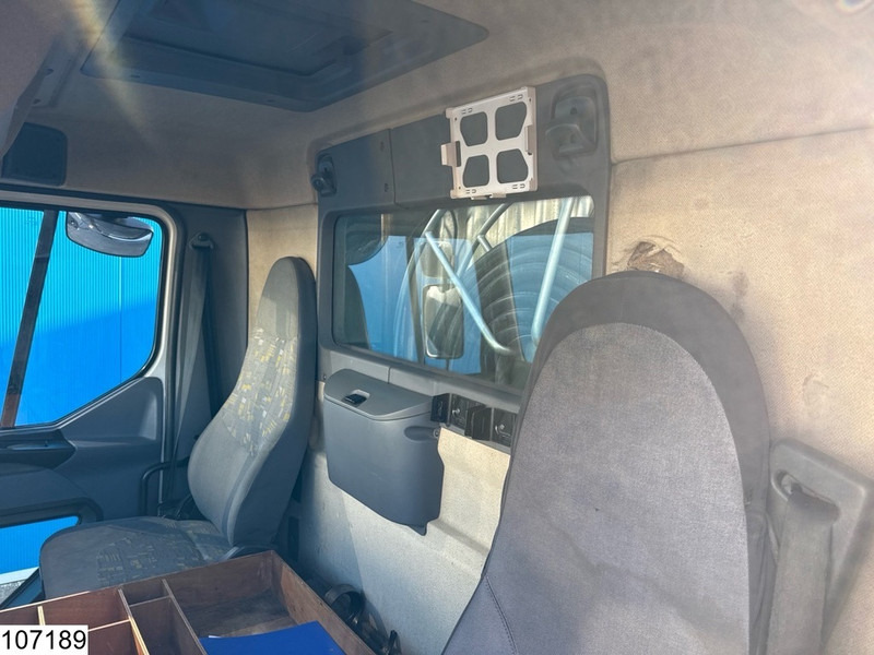 Renault Premium 270 13390 Liter, 4 Comp, Handgeschakeld, Fuel - Autocisterna: foto 5 Renault Premium 270 13390 Liter, 4 Comp, Handgeschakeld, Fuel - Autocisterna: foto 5