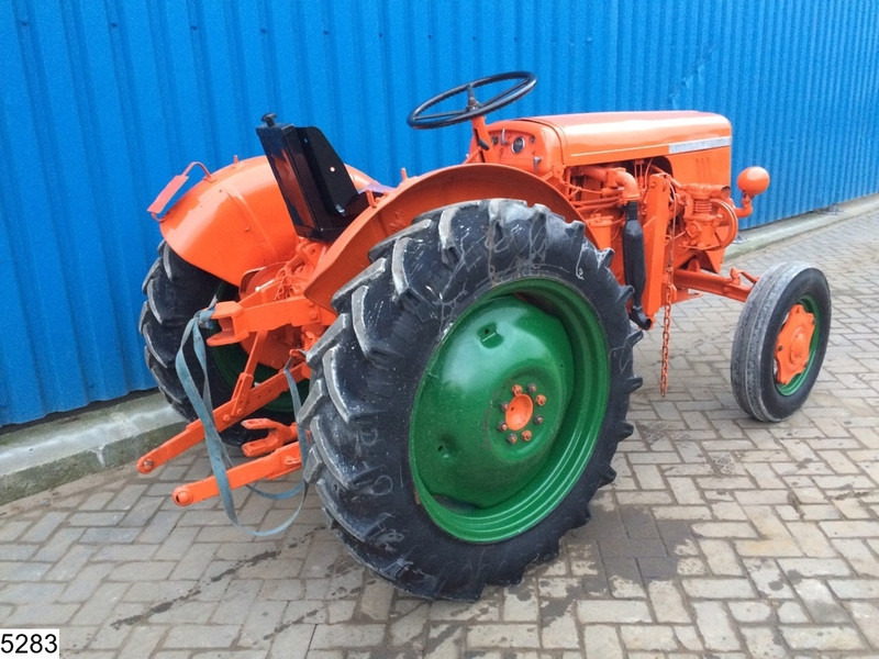 Same DA 30 2WD - Traktors: foto 4 Same DA 30 2WD - Traktors: foto 4