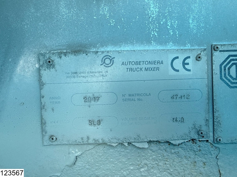 Scania P 380 8x4, Cifa, 8m3,, Manual - Betonvedējs: foto 4 Scania P 380 8x4, Cifa, 8m3,, Manual - Betonvedējs: foto 4