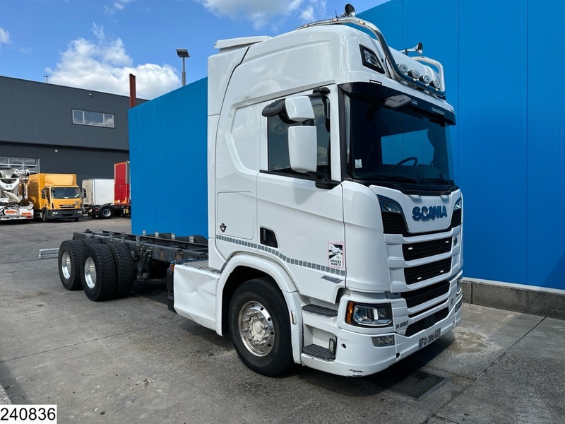 Scania R 650 6X4, EURO 6, Retarder, PTO - Šasija kravas automašīna: foto 3 Scania R 650 6X4, EURO 6, Retarder, PTO - Šasija kravas automašīna: foto 3