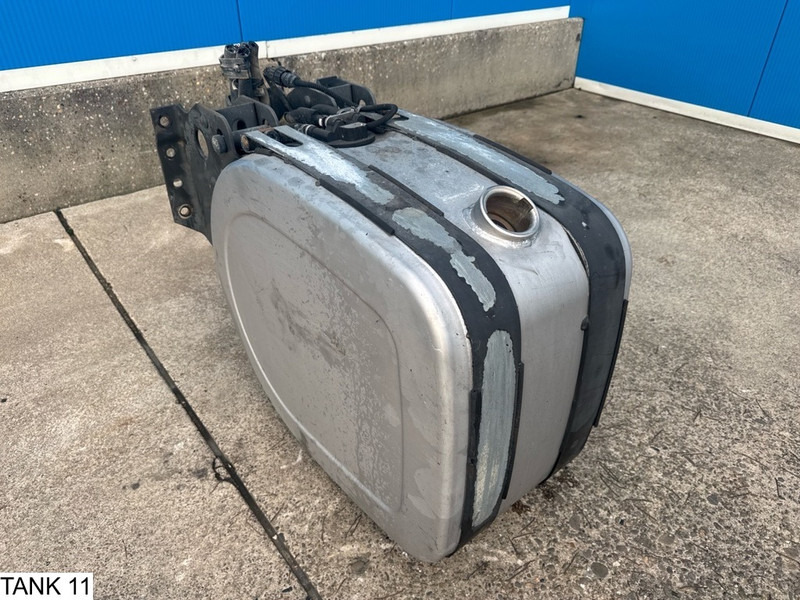 Universeel AdBlue Tank - Degvielas tvertne: foto 3 Universeel AdBlue Tank - Degvielas tvertne: foto 3