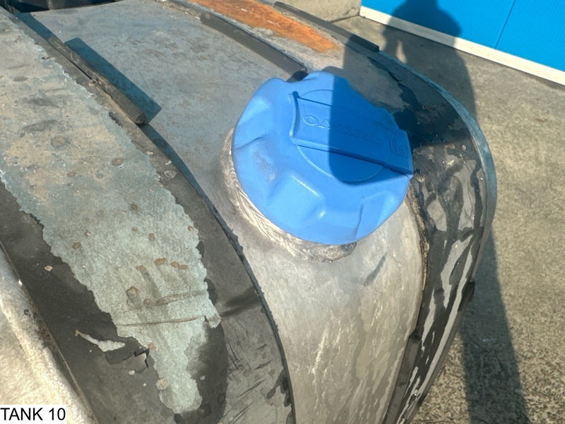 Universeel AdBlue Tank - Degvielas tvertne: foto 5 Universeel AdBlue Tank - Degvielas tvertne: foto 5