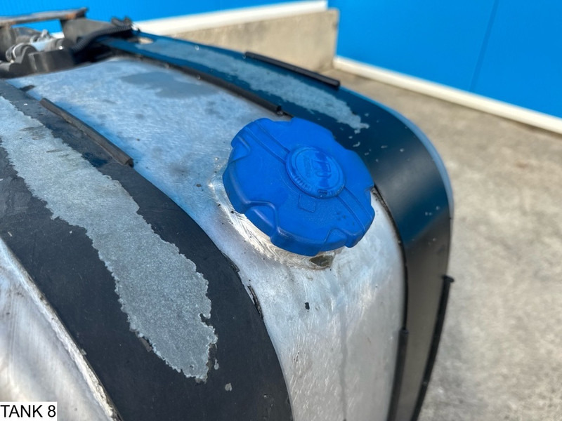 Universeel AdBlue Tank - Degvielas tvertne: foto 5 Universeel AdBlue Tank - Degvielas tvertne: foto 5