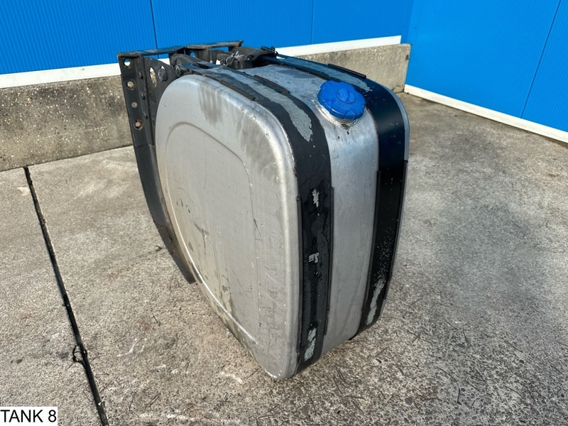 Universeel AdBlue Tank - Degvielas tvertne: foto 3 Universeel AdBlue Tank - Degvielas tvertne: foto 3