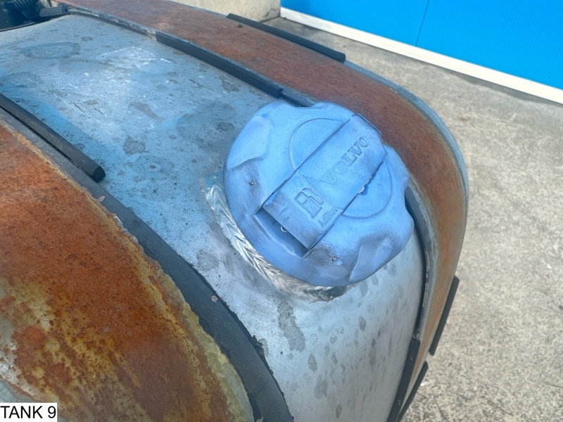 Universeel AdBlue Tank - Degvielas tvertne: foto 5 Universeel AdBlue Tank - Degvielas tvertne: foto 5