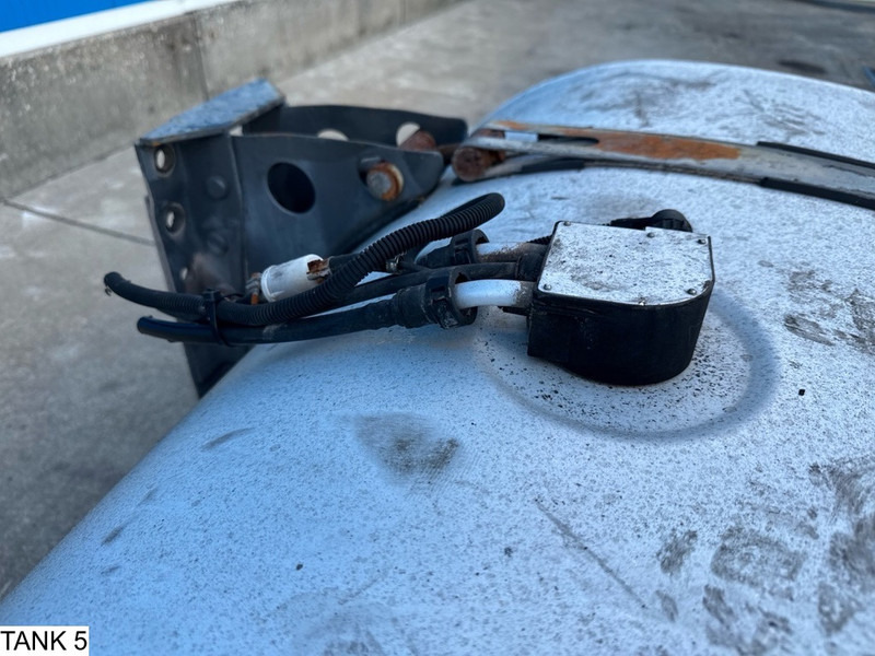 Universeel Brandstoftank - Degvielas tvertne - Kravas automašīna: foto 5 Universeel Brandstoftank - Degvielas tvertne - Kravas automašīna: foto 5