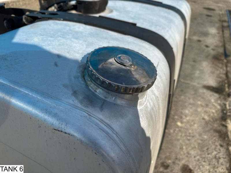 Universeel Brandstoftank - Degvielas tvertne - Kravas automašīna: foto 4 Universeel Brandstoftank - Degvielas tvertne - Kravas automašīna: foto 4