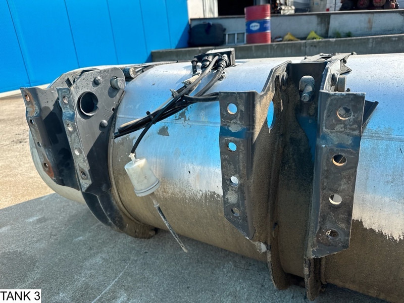 Universeel Brandstoftank - Degvielas tvertne - Kravas automašīna: foto 5 Universeel Brandstoftank - Degvielas tvertne - Kravas automašīna: foto 5