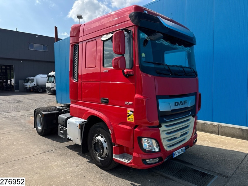 DAF XF 480 EURO 6, Retarder. Standairco, PTO - Vilcējs: foto 2 DAF XF 480 EURO 6, Retarder. Standairco, PTO - Vilcējs: foto 2